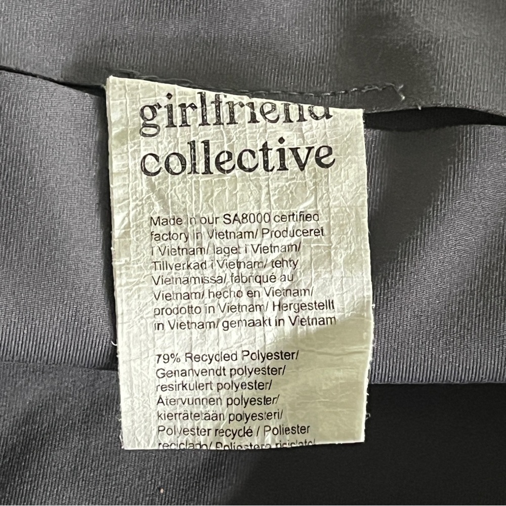 Girlfriend Collective Compressive Gray Leggings - Size Medium - Picture 13 of 14